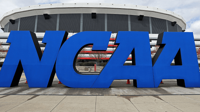 NCAA’s Top Governing Body In Favor Of Player Endorsement Plan
