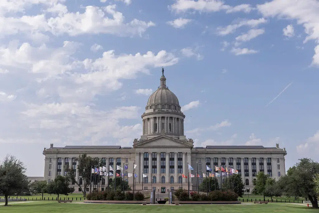 Oklahoma Advances SB 1589 to Ban Sweepstakes Casinos