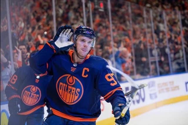 Mcdavid celebrate