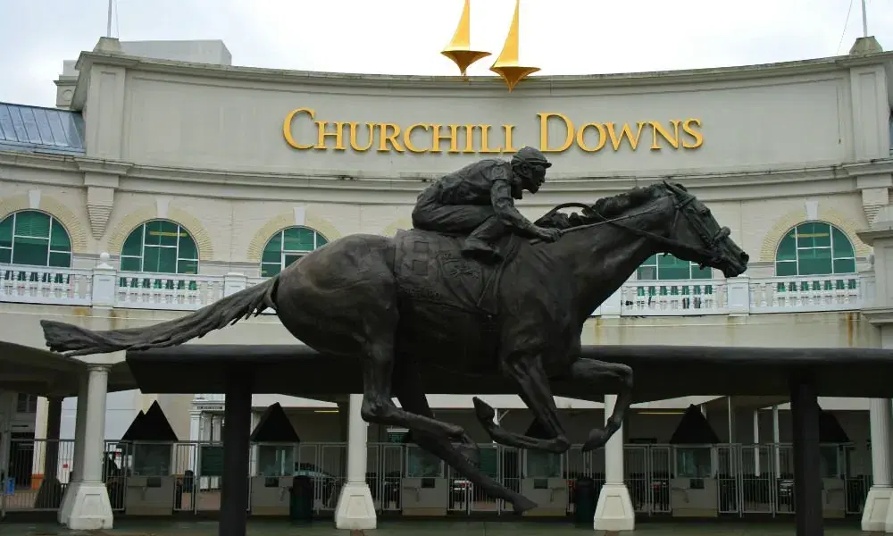 Churchill Downs Saturday: Claiming Crown Hopes Turf Return Possible cover