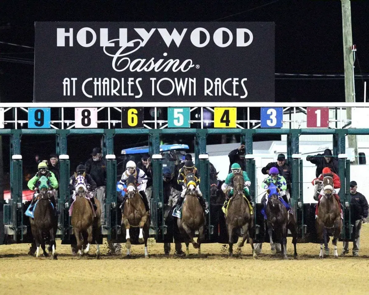 Racing at Charles Town