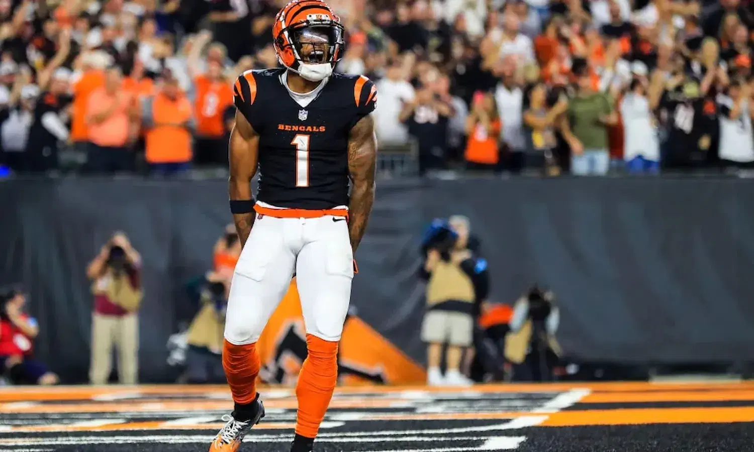 Bengals vs. Browns | Week 7 Predictions, Odds & Best Bets..