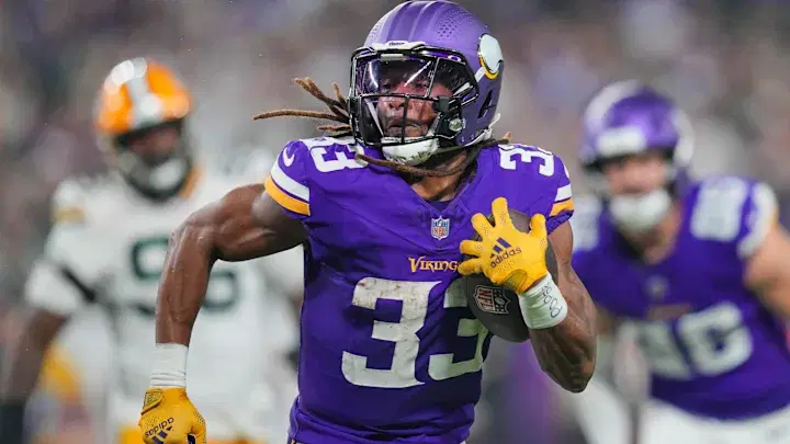 Jordan Mason should be more than a handcuff, making him a great NFL fantasy pick