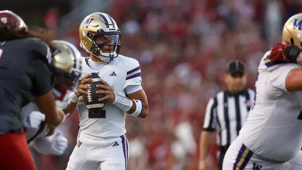 Can Demond Williams redeem himself after losing in last year's Sun Bowl? Boise State Washington Picks