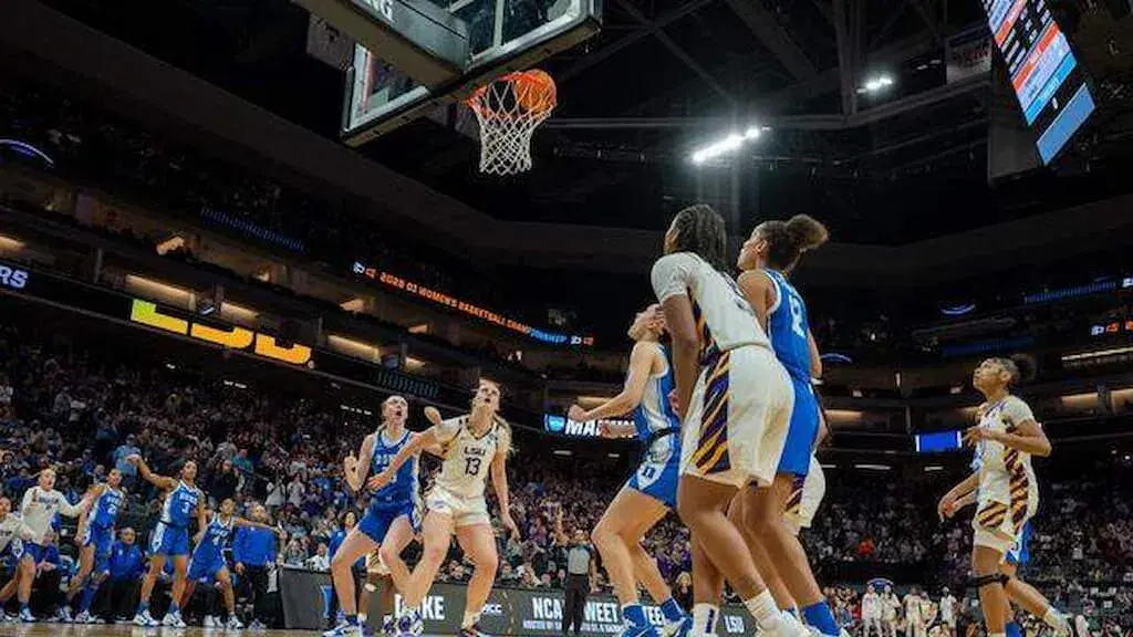 #3 Duke vs. #1 UCLA Prediction & Picks (Sacramento 2 Regional Final): Will the Bruins Extend the Blue Devils’ Final Four Drought?